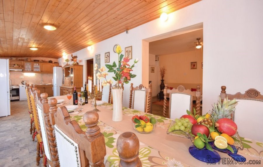 Private beach Seafront Villa on sale - 9