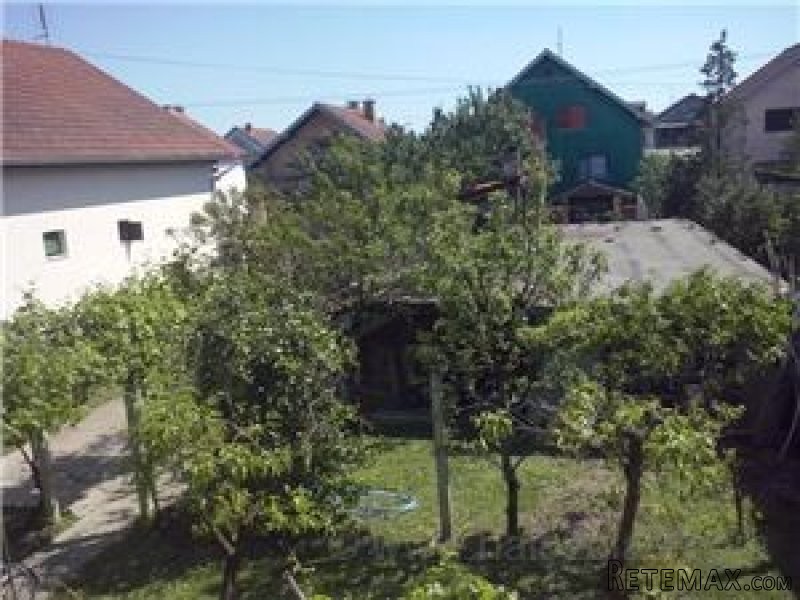 Prodajem Kuću, Sinaj