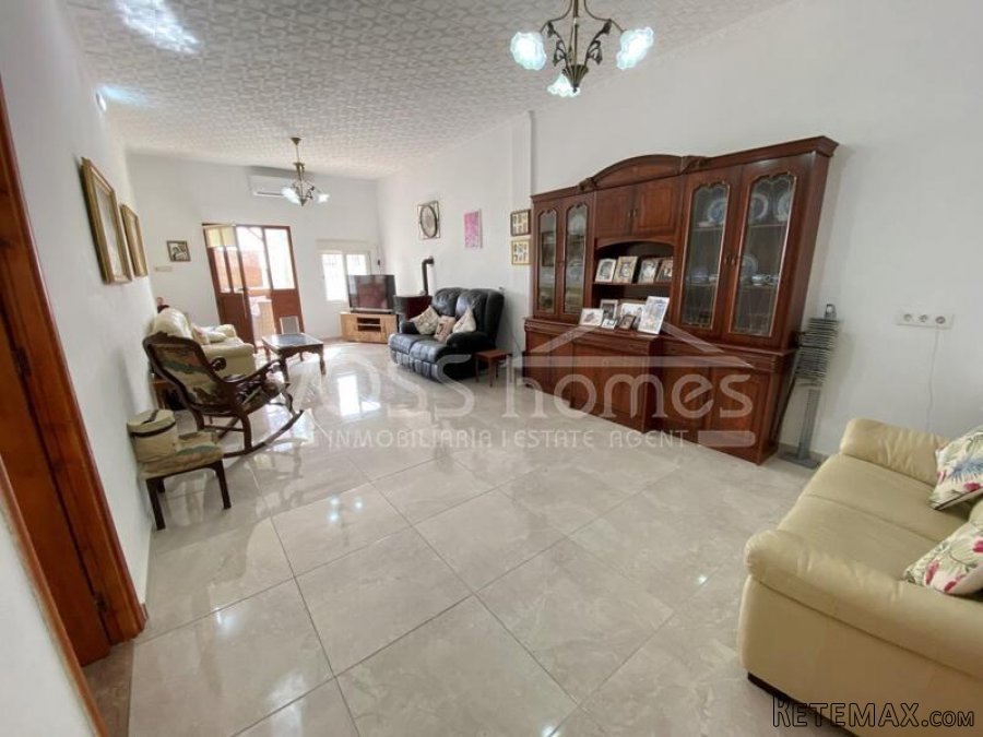 NEW & EXCLUSIVE TO VOSS HOMES - A large, recently renovated.. - 10