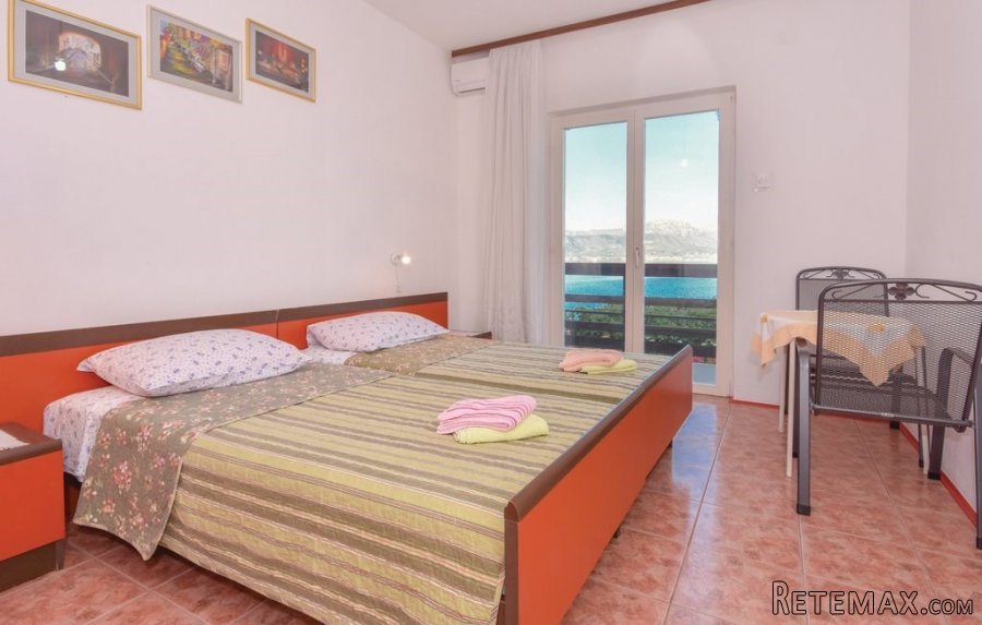 Private beach Seafront Villa on sale - 10