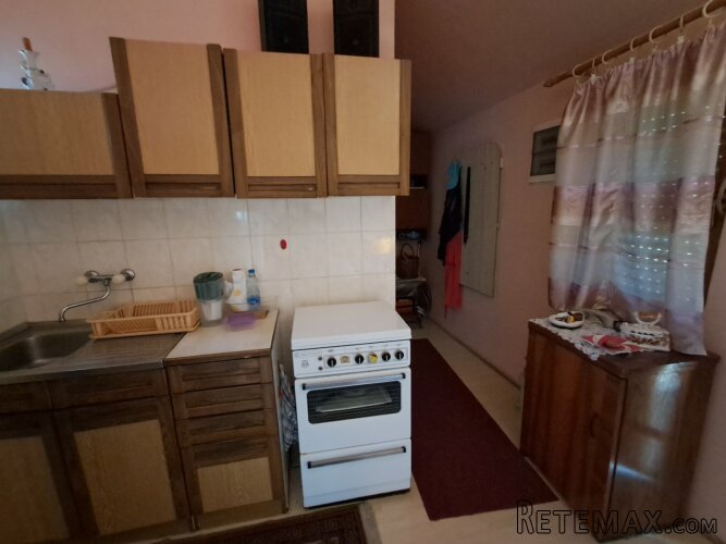 Vikendica na Fruškoj gori, 156m2 - 11