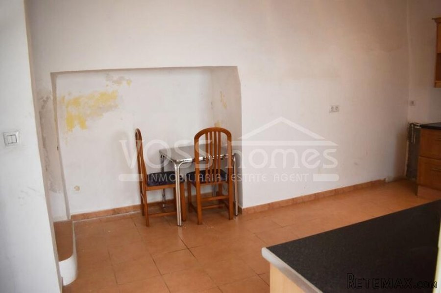 Deceptively spacious, 2 storey village houseof 138m2 in Las.. - 12