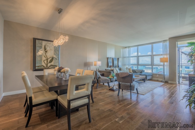 1325 Pacific Highway 1501 - 2
