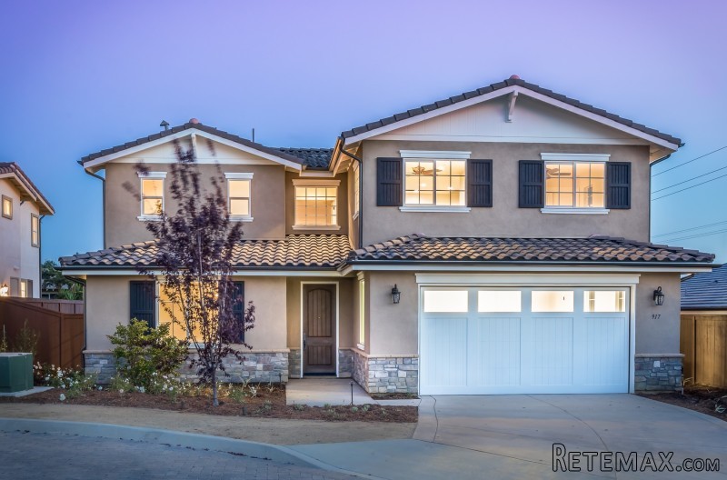 917 Santo Way
