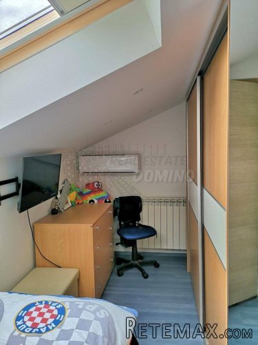 Dvoetažni apartman s pogledom na more! Malinska! - 15