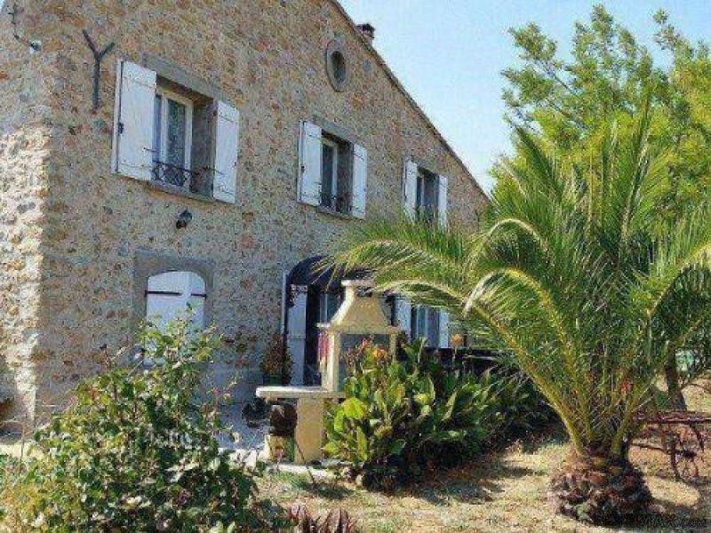 Stone Property With 3 Bedrooms On 1238..