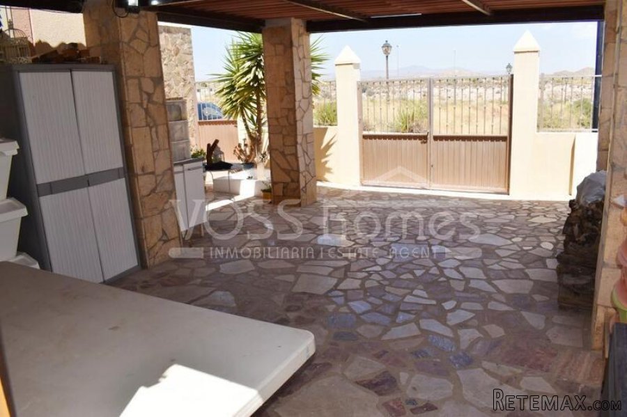 NEW & EXCLUSIVE TO VOSS HOMES - An immaculately maintained.. - 17