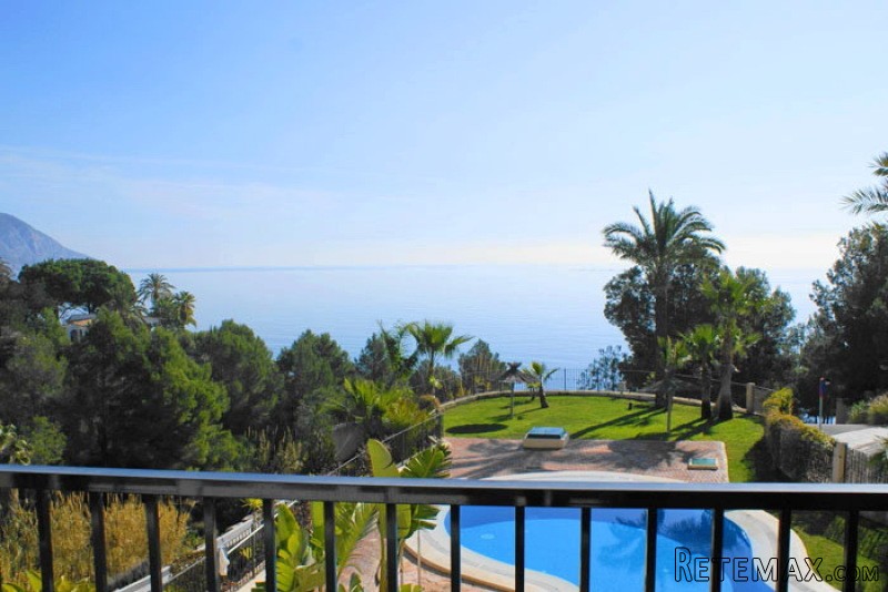 Apartment On 1st Line Facing The Sea In..