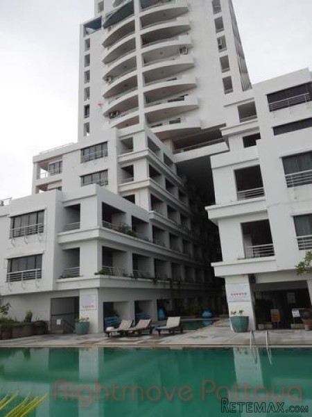 2 Bedroom Condo for sale in Pratumnak -..