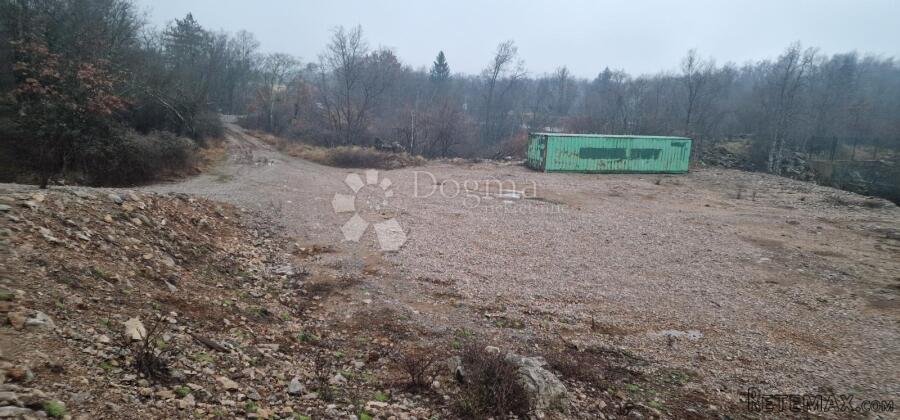 Breza , Klana, 2.692 m2 građevinskog zemljišta - 2