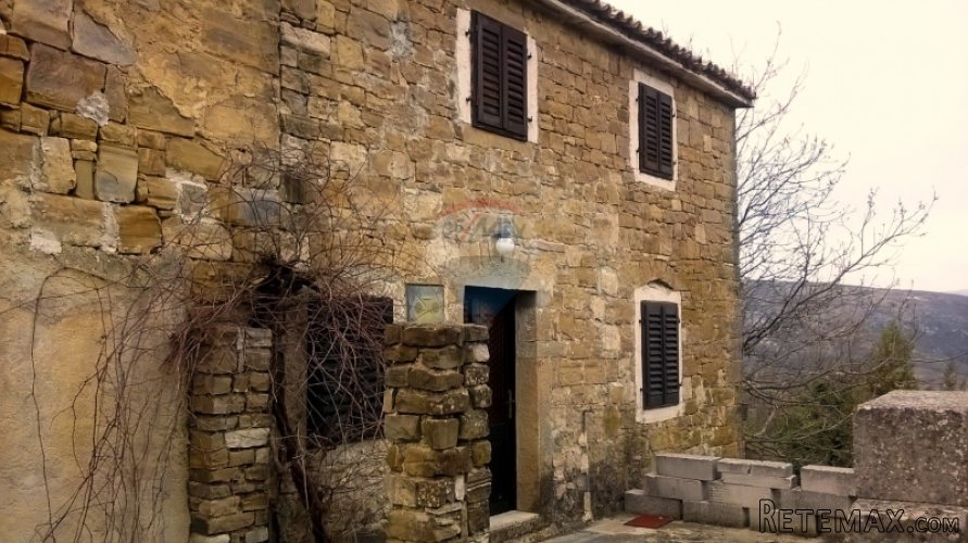 Istarska starina za obnovu s prekrasnim pogledom na... - 2