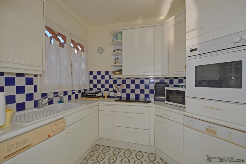 Spacious Two Bedrooms At St Jean Cap..