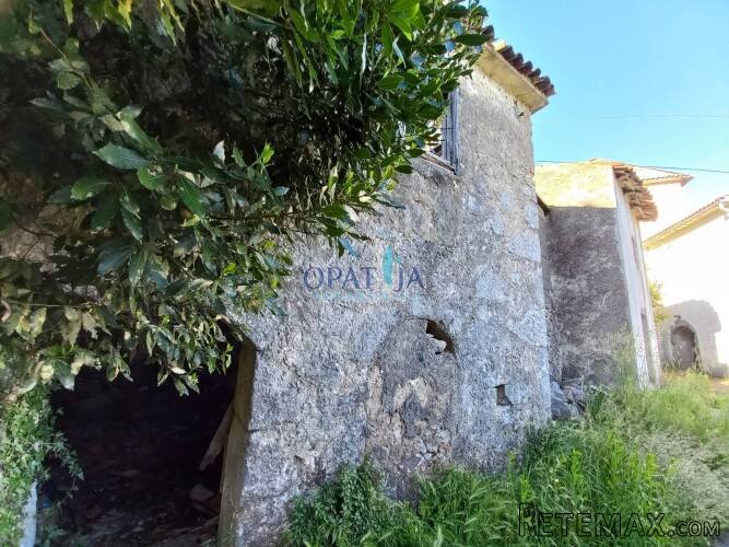 Matulji, Rukavac, starina s pogledom na more i garažom