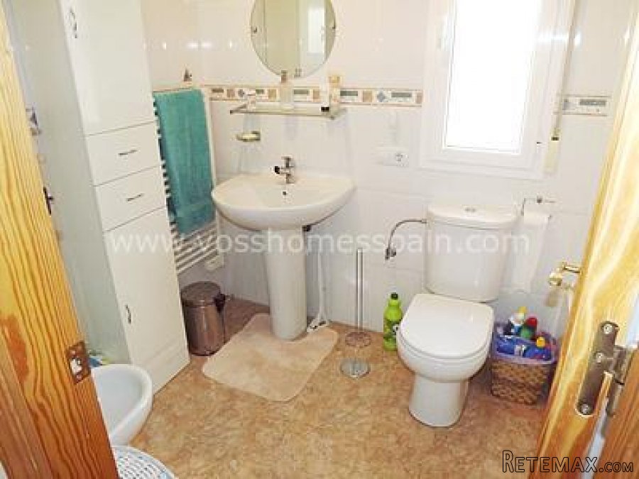 RESERVED WITH VOSS HOMES - Spacious, 2 bed, 1 bath (another.. - 10