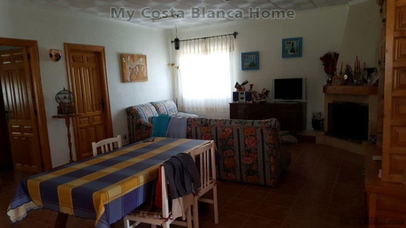 Country House For Sale In Macisvenda.. - 2