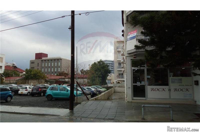 Condo/Apartment - For Sale - Agia Zoni..