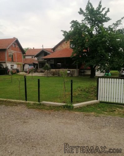 Kuca na prodaju Mladenovac-Medjuluzje - 2