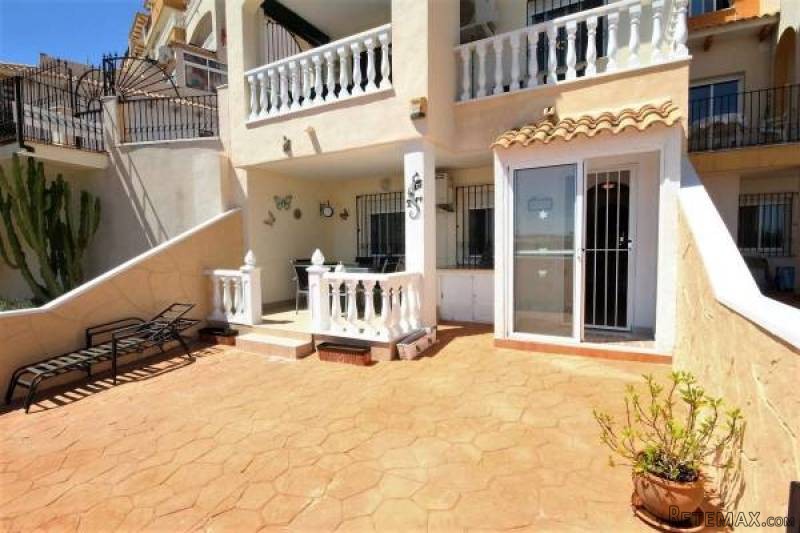 4 Bedroom 3 Bathroom Townhouse In.. - 2