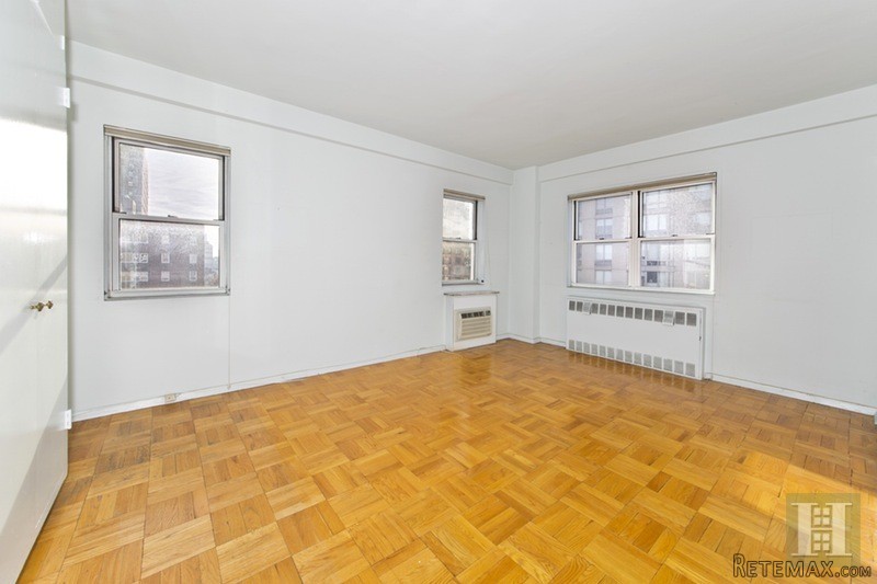 2 bedroom Apartment For Sale: 30 WEST.. - 2