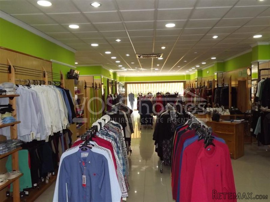 A large 185m2 ready to move in to shop / business premises.. - 5