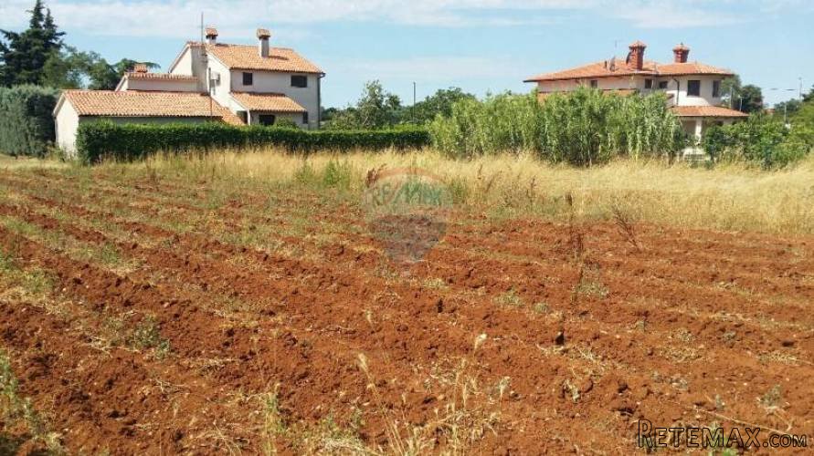 Pula, Veli vrh, građevinsko zemljište