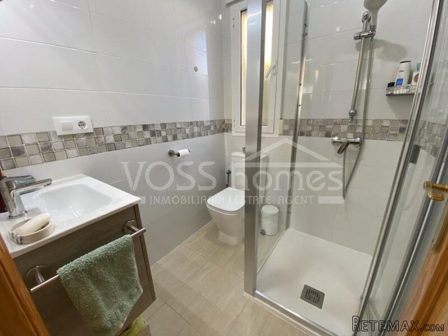 EXCLUSIVE TO VOSS HOMES - A beautifully presented, recently.. - 6