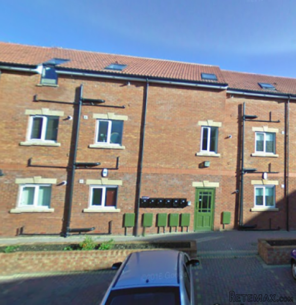 2 bedroom, Flat house for sale