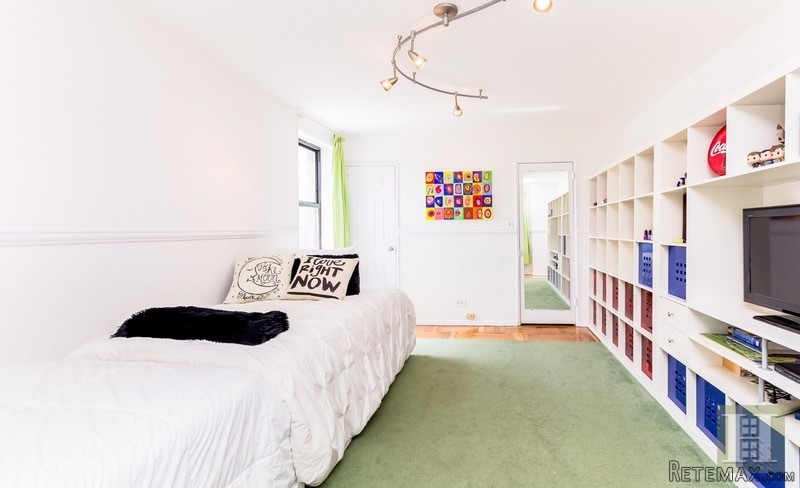 2 bedroom Apartment For Sale: 3235.. - 2