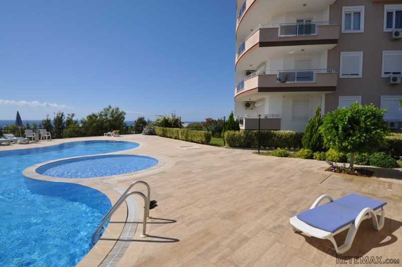 1 + 1 Spend your holiday in..