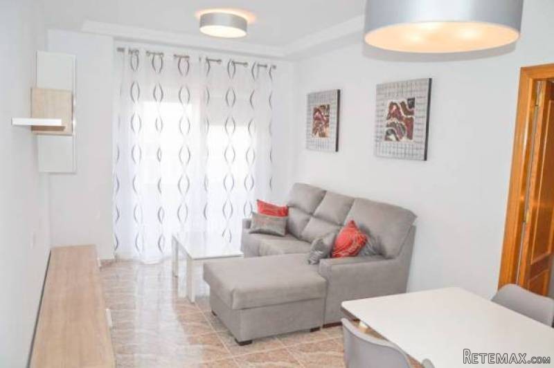 2 Bedroom 1 Bathroom Penthouse In..
