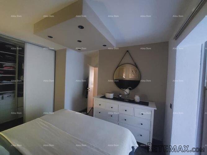 Prodaje se stan 90m2 sa konobom i vrtom, Novigrad - 4