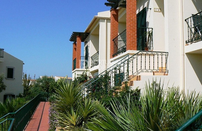 Ocean View 2 Bed Apartment Near Golf..