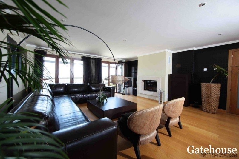 Penthouse Apartment In Faro For Sale.. - 2