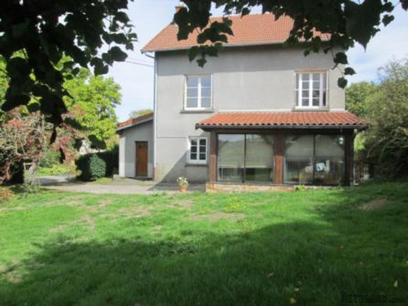 Sunny Rural Setting, Nice House