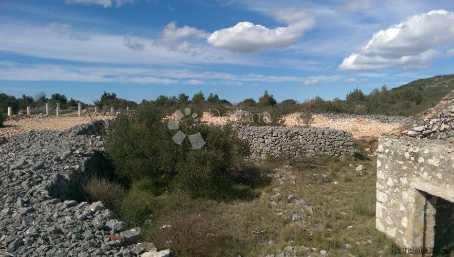 Zemljište sa prekrasnim pogledom na more