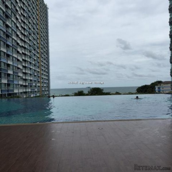 1 Bedroom Condo for sale in Jomtien -..