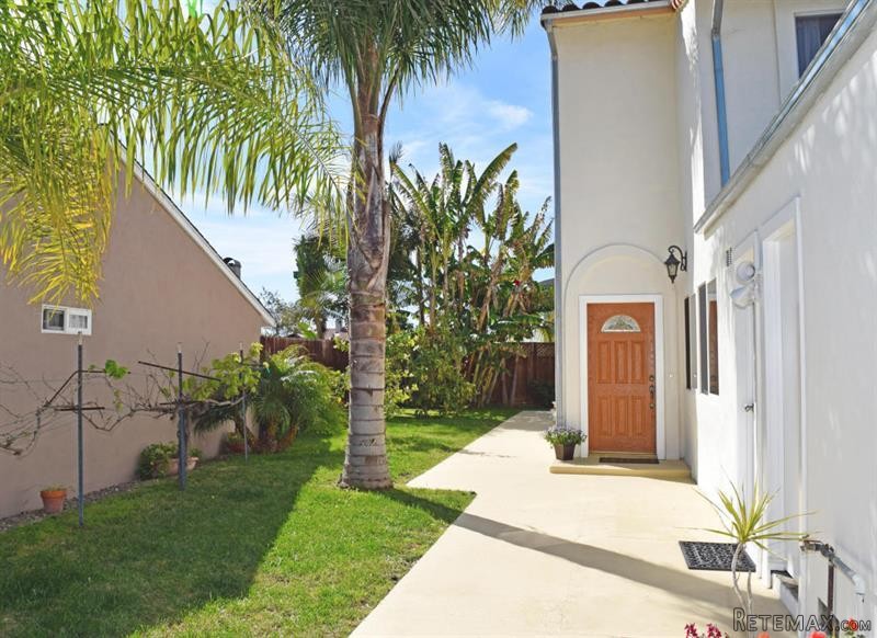 Block of Apartments For Sale: 7389.. - 2