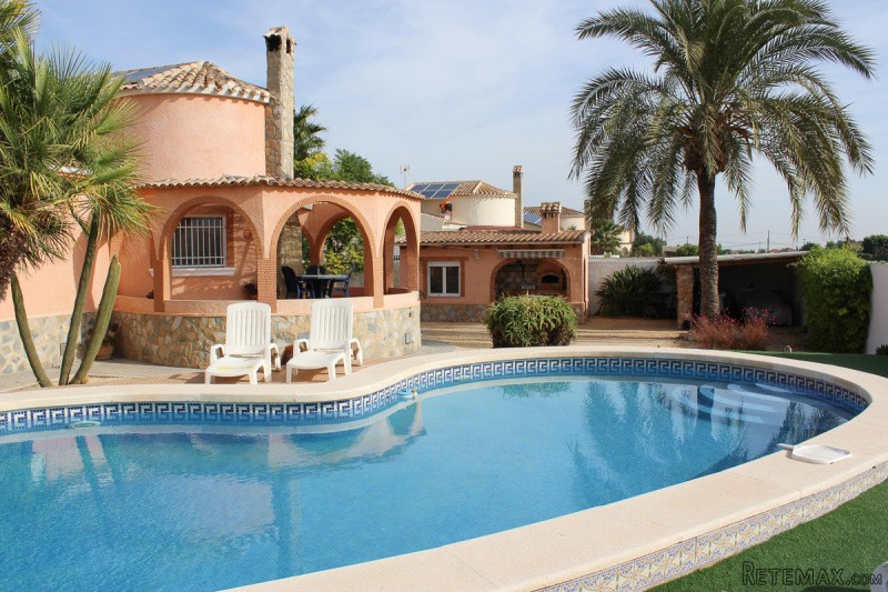 3 Bedrooms - Villa - Alicante - For Sale