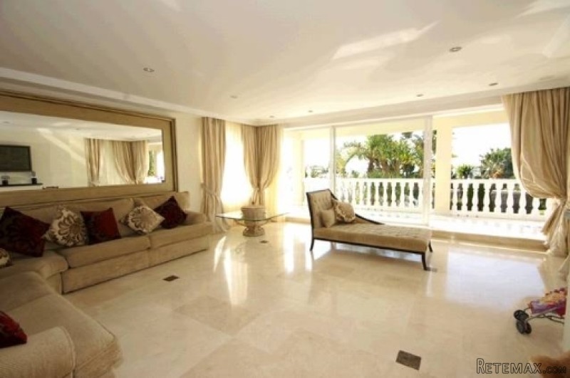 4 Bedrooms - Villa - Malaga - For Sale - 2