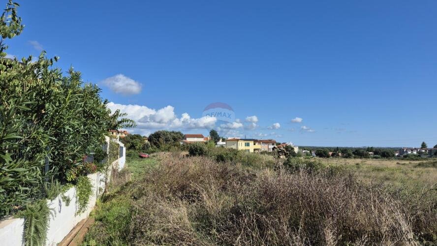 Istra, Barbariga - građevinsko zemljište pravilnog oblika - 2