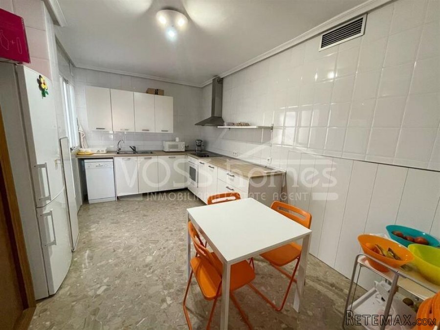 NEW LISTING TO VOSS HOMES - A very large, recently.. - 3