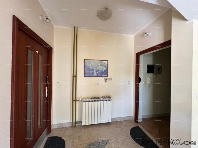 Prodajemo kuću sa pet apartmana na odličnoj lokaciji! - 5