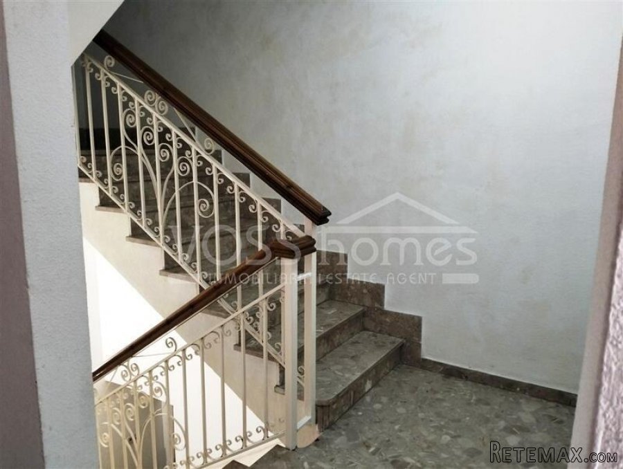 NEW LISTING TO VOSS HOMES - A very large, recently.. - 7