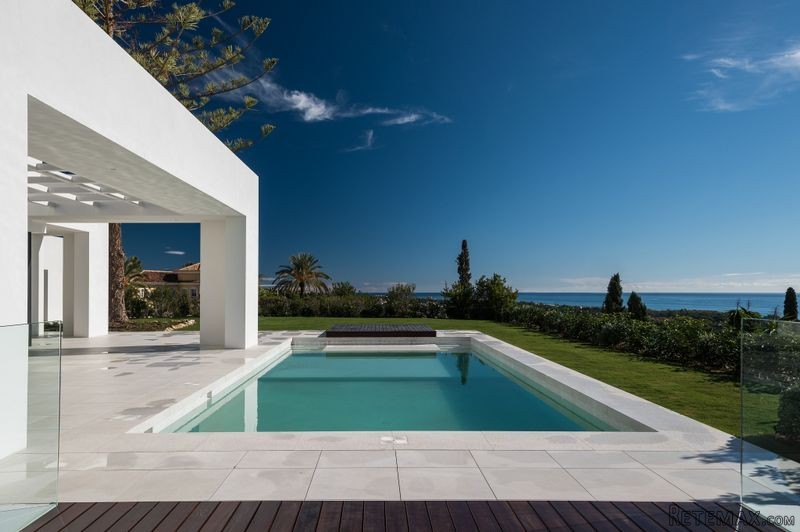5 Bedrooms - Villas - Malaga - For Sale