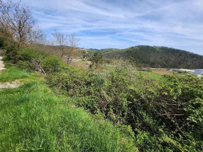 Istra, Podberam - građevinski teren, cjena nije fiksna - 2