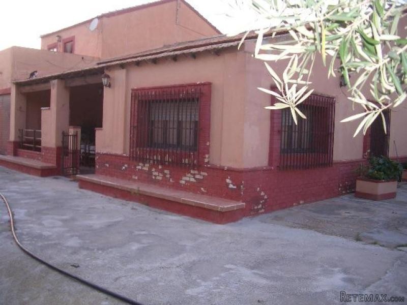 Large Country House On A 10,000 M2 Plot.. - 2