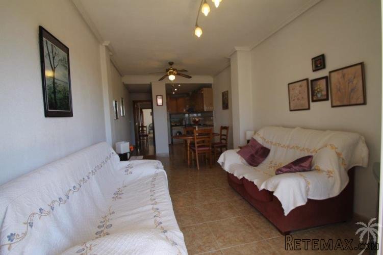 This beautiful apartment is located in the La Marina.. - 2