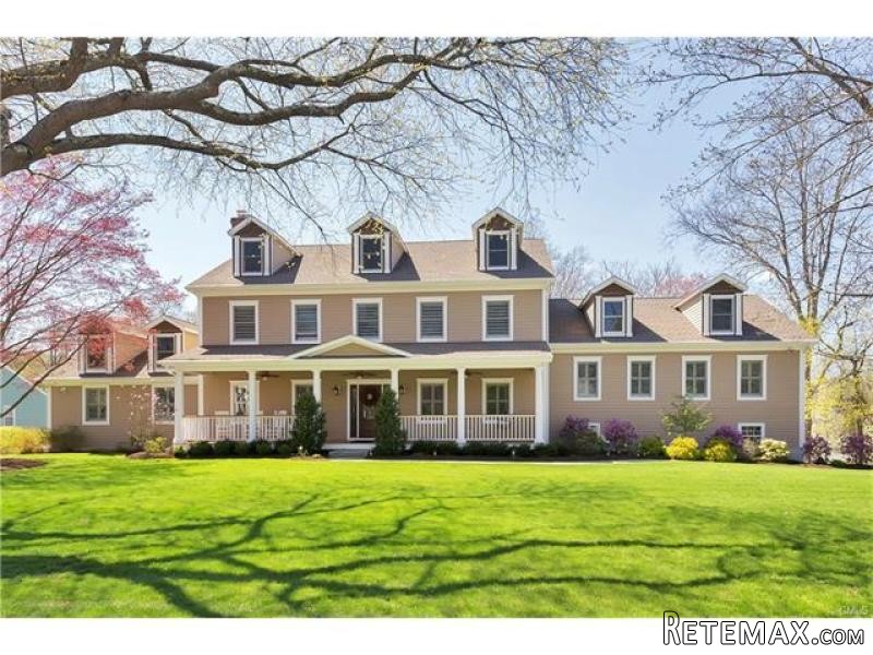 5 bedroom House For Sale: 8 VICTORIA..