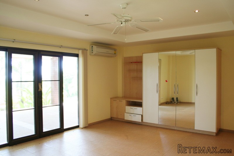 Seaview 4-bedroom pool villa at..