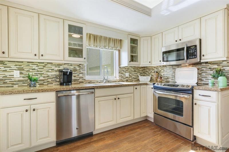 2 bedroom Residence For Sale: Jupiter.. - 2